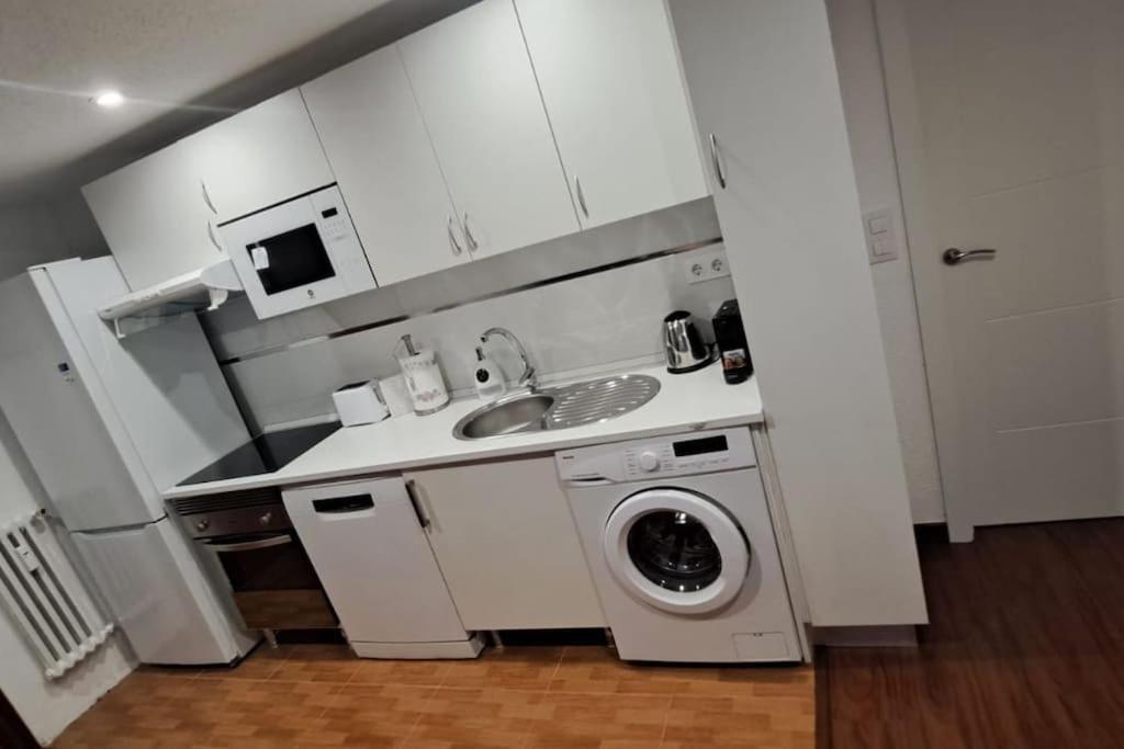Piso Nuevo Centro Doctor Casal Lejlighed Oviedo Eksteriør billede